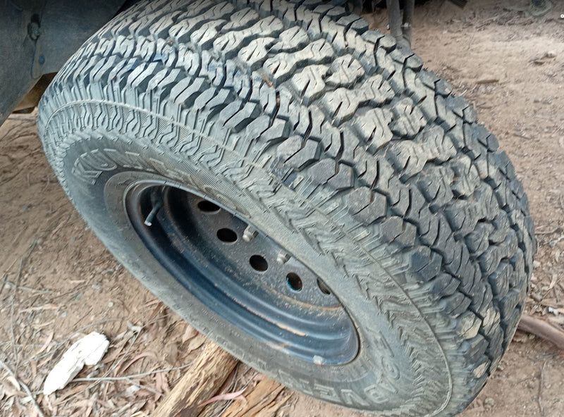 Tyres Kumho Road Adventurers 31/10.50R15 AT51 + Wheel Set