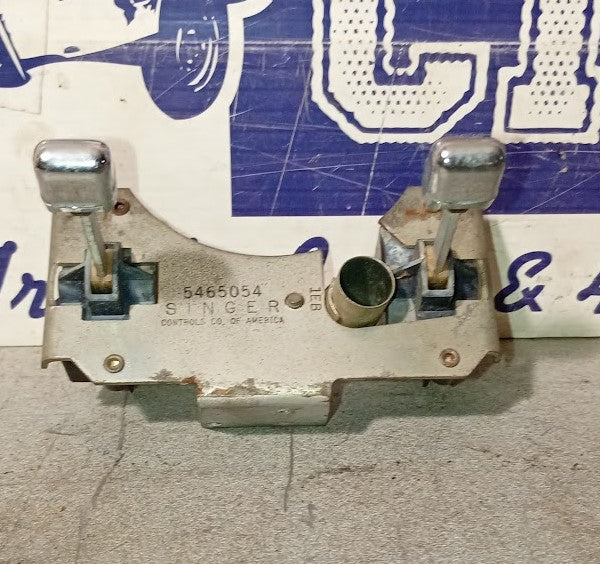 Switch Rear Window & Rear Defroster for Tailgate Jeep SJ Cherokee 5465054 #2