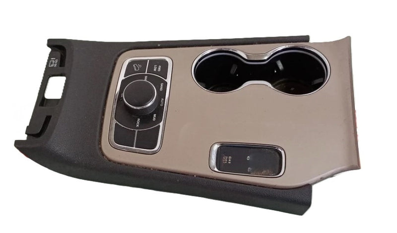 Console Centre Jeep Grand Cherokee WK2 8 speed 4wd  68141344AC