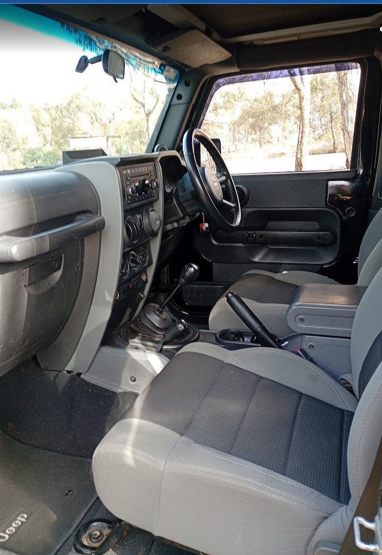 SOLD Vehicle for Sale Jeep JK Wrangler 2007 3.8L 6 speed 100,000kms