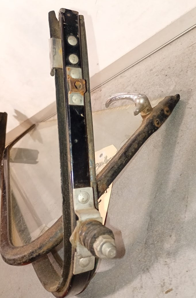 Frame Wing Vent Window RHS Willys Jeep Pickup 355