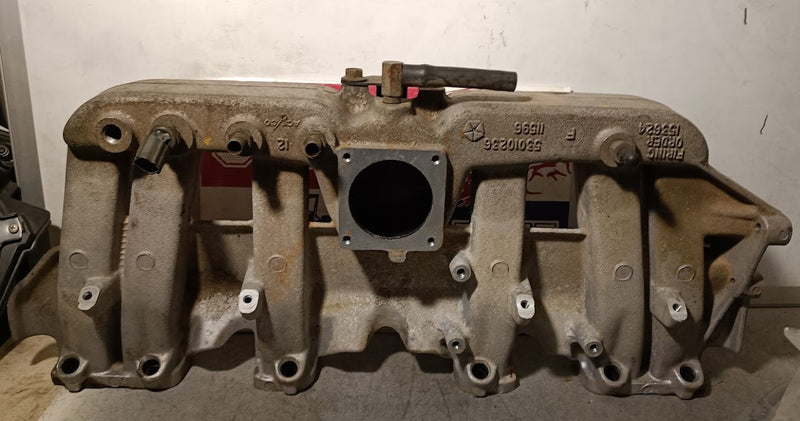 Manifold Intake Jeep 4.0L TJ XJ ZG 53010236