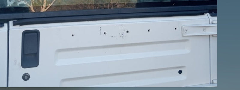 Tailgate Jeep TJ Wrangler white