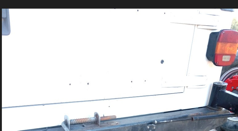 Tailgate Jeep TJ Wrangler white
