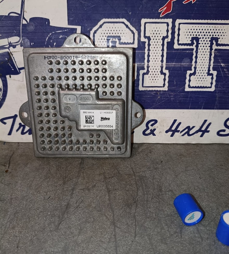 Headlight Module Drive Controller Jeep WK2 L90035854