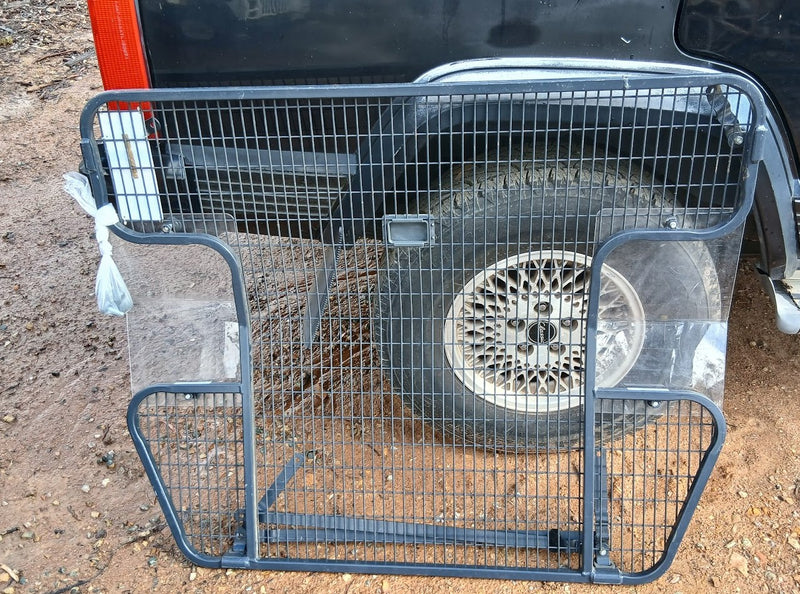 Cargo Barrier Jeep XJ Cherokee Black 706850