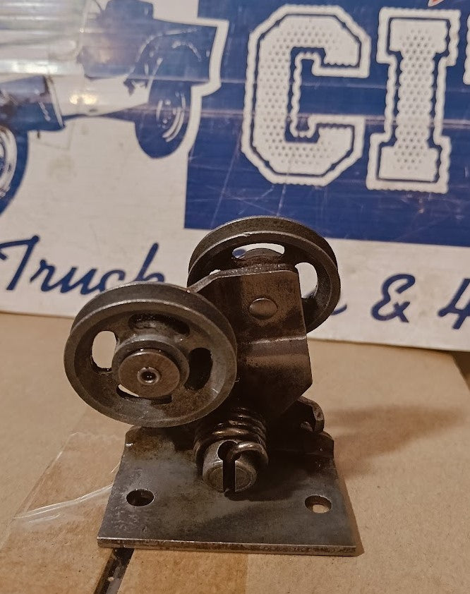 Windshield WIper Cable Tensioner Trico Willys Jeep Pickup 81115-9J Right