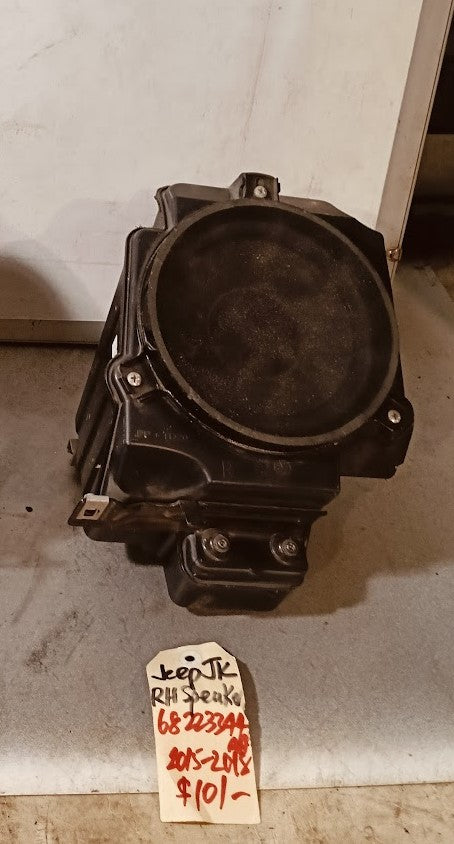 Speaker Floor Subwoofer RF Jeep JK Wrangler 68223344AA