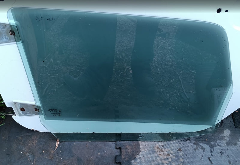 Glass for Door LHF Jeep JK Wrangler