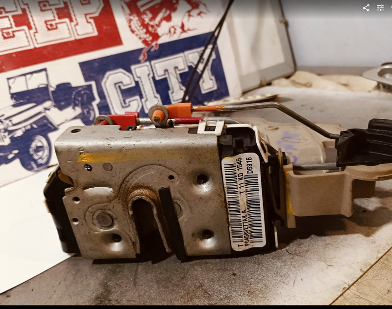 Lock Acutator Front Left Door Jeep JK  Wrangler P04589277AK