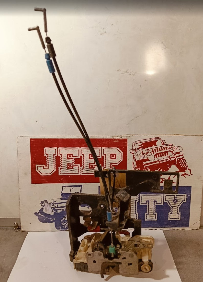 Lock Acutator Front Right Door Jeep JK  Wrangler P04589276AK