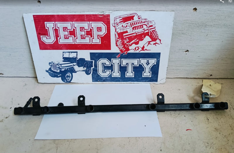 Fuel Rail Jeep XJ TJ 4