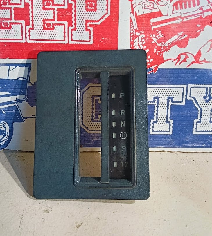 Shift Bar Transmission Surround Jeep XJ Cherokee 1997-2001 55115533