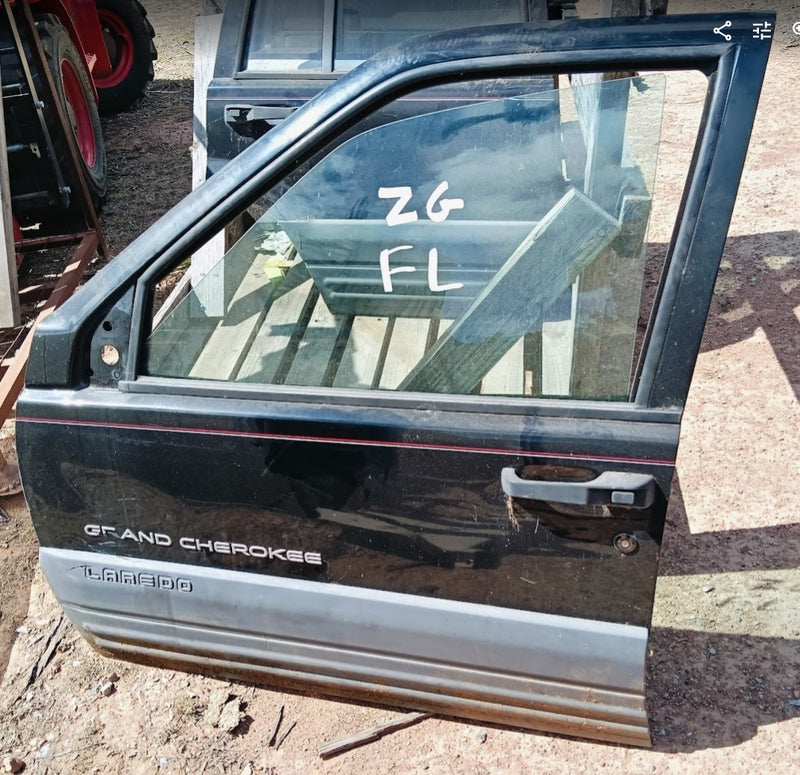 Door Left Front Jeep ZG Grand Cherokee
