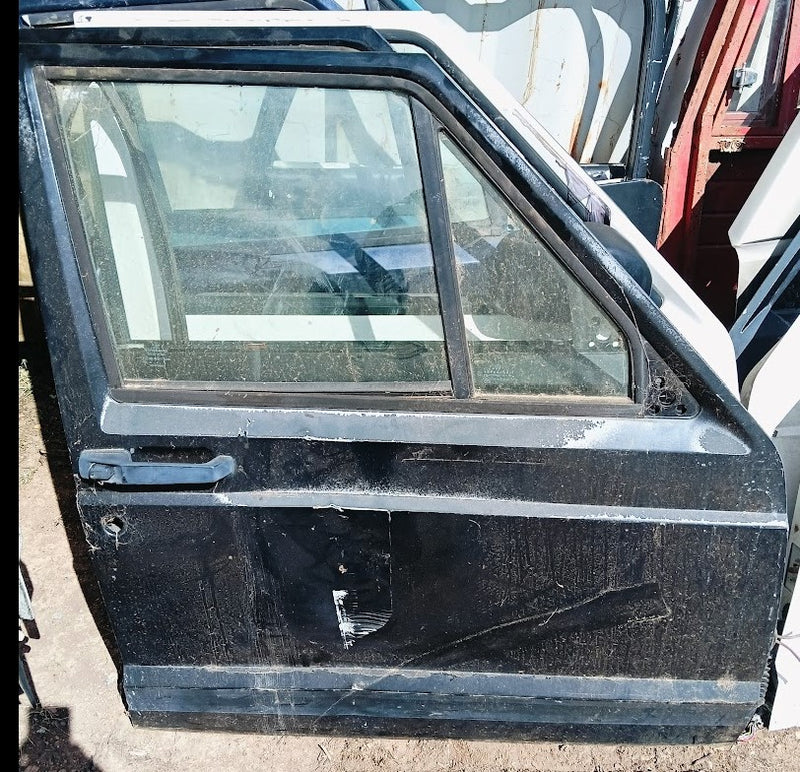 Door Front Right Jeep XJ Cherokee Black