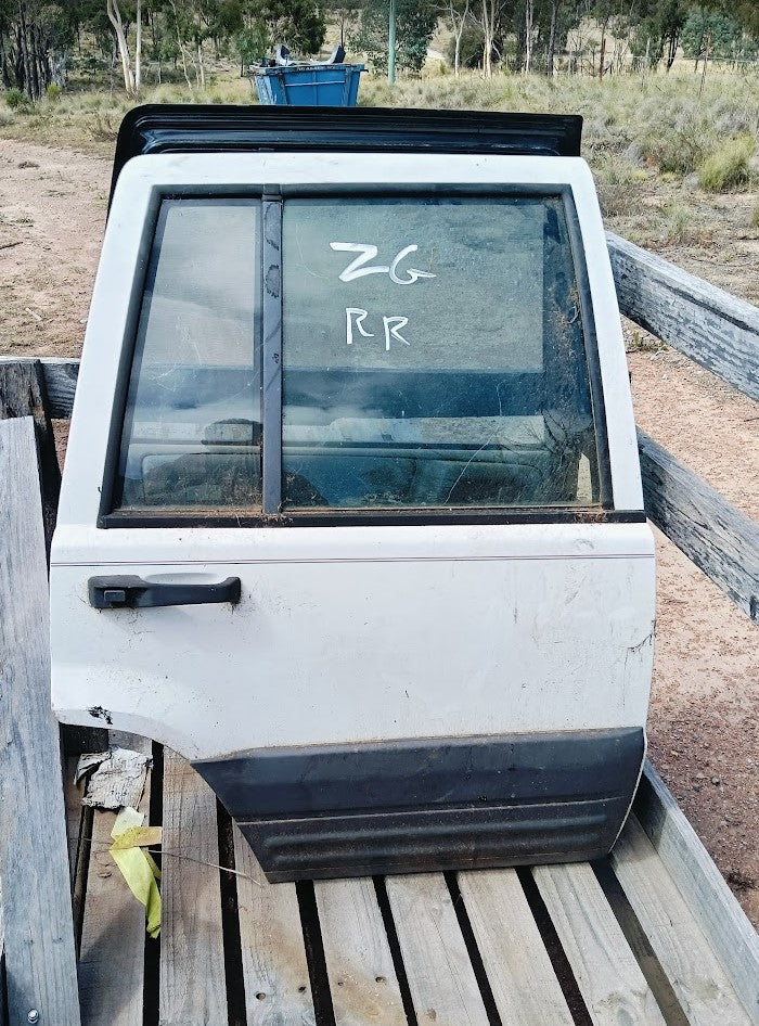 Door Right Rear Jeep ZG Grand Cherokee White