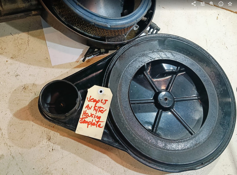 Air Cleaner Filter Assembly 4.2L 6 Cylinder Jeep CJ