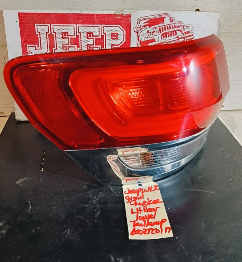 Tail Light LHR Lower Jeep Grand Cherokee WK2 68110017AD