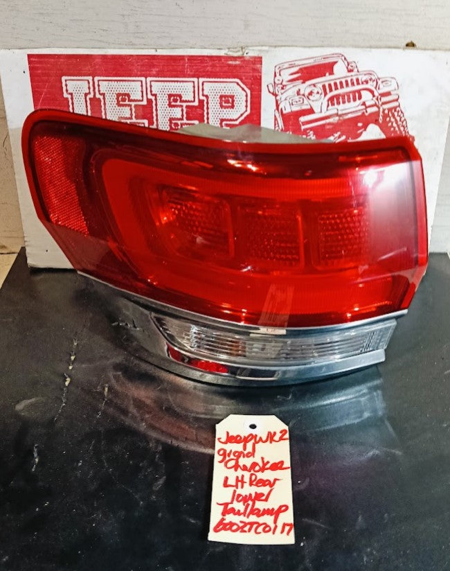 Tail Light LHR Lower Jeep Grand Cherokee WK2 68110017AD