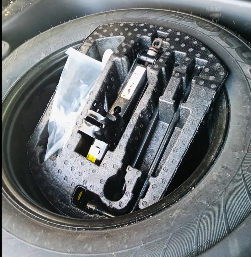 Spare Wheel & Tyre Emergency Jack  KIT Jeep Grand Cherokee  WK2 68284639AB