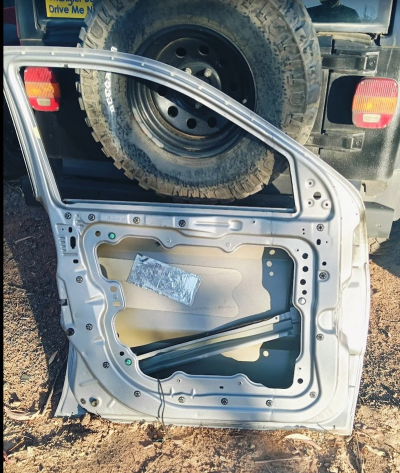 Door Shell Left Front  Jeep Grand Cherokee WK2