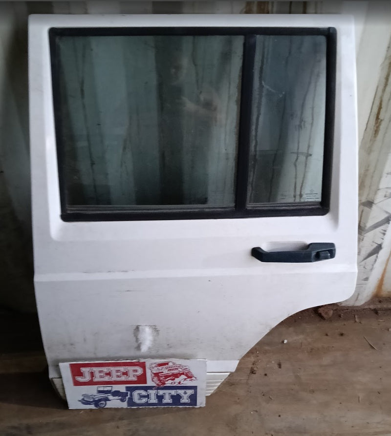 Door Left Rear White Jeep Cherokee XJ Wood Grain