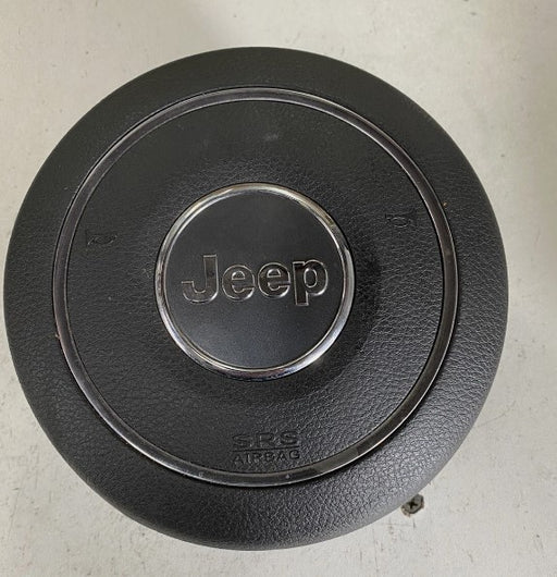 Black Jeep horn pad in light gray includeds the airbag 