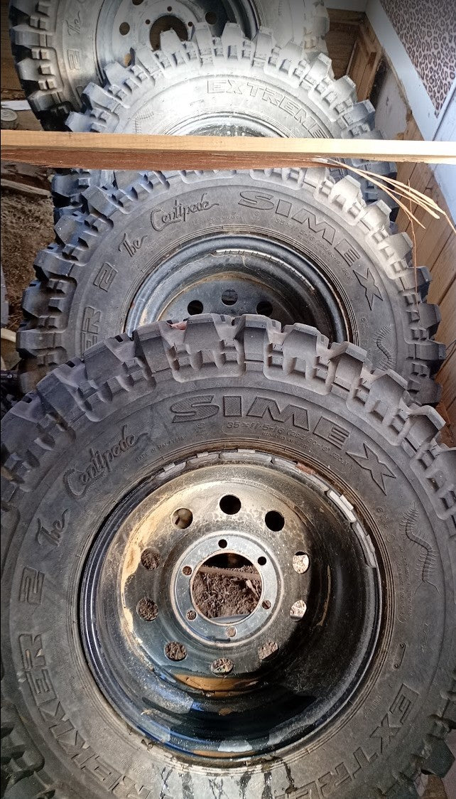 Tyre Simex Centipede Extreme Trekker 11 4x ( 35x11.5-16)