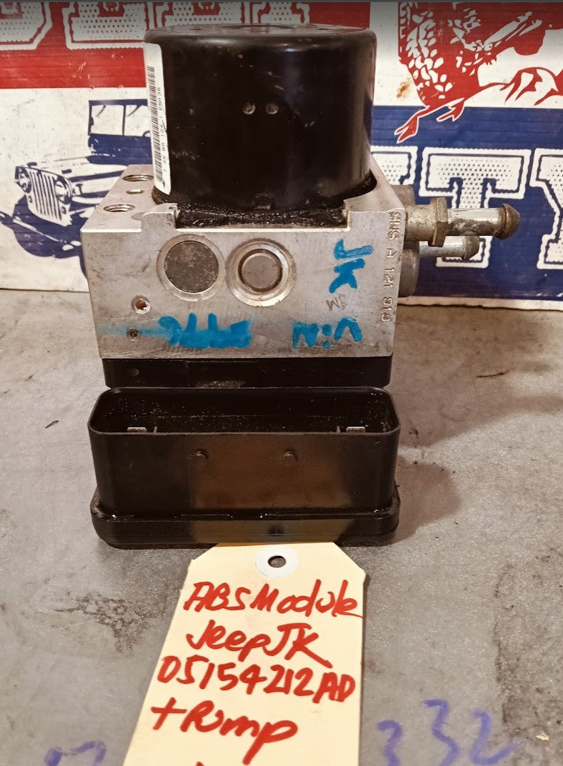 Brake Control Module ABS Pump Jeep Wrangler JK 2010 05154212AD Rare