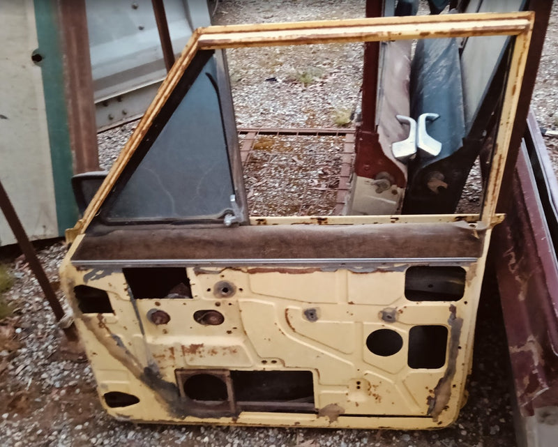 Door Front Right Jeep SJ Cherokee Yellow