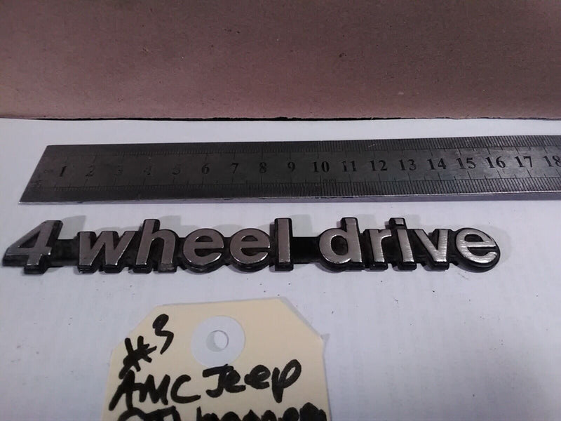 Badge Emblem Jeep AMC 4-wheel-drive 5451635